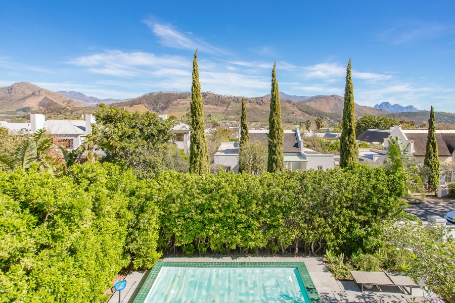 To Let 4 Bedroom Property for Rent in Franschhoek Western Cape